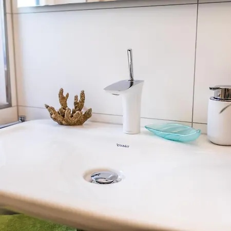 Siri Apartment *